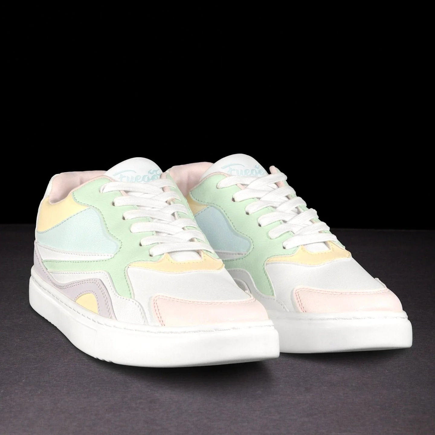 Fuego Pastel Sneaker